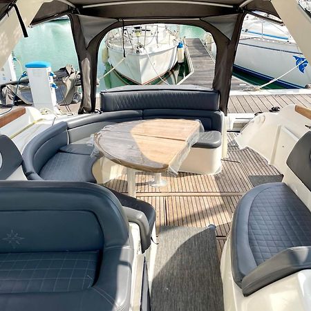 Une Nuit Sur Un Magnifique Bateau Linge Et Menage Inclus - Boat Paradise La Rochelle ラ・ロシェル エクステリア 写真